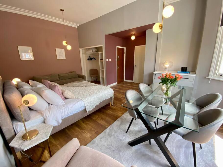 Studio For 3 Near Regents Park N5 London Kültér fotó