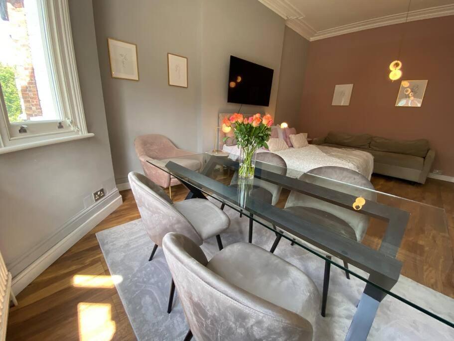 Studio For 3 Near Regents Park N5 London Kültér fotó