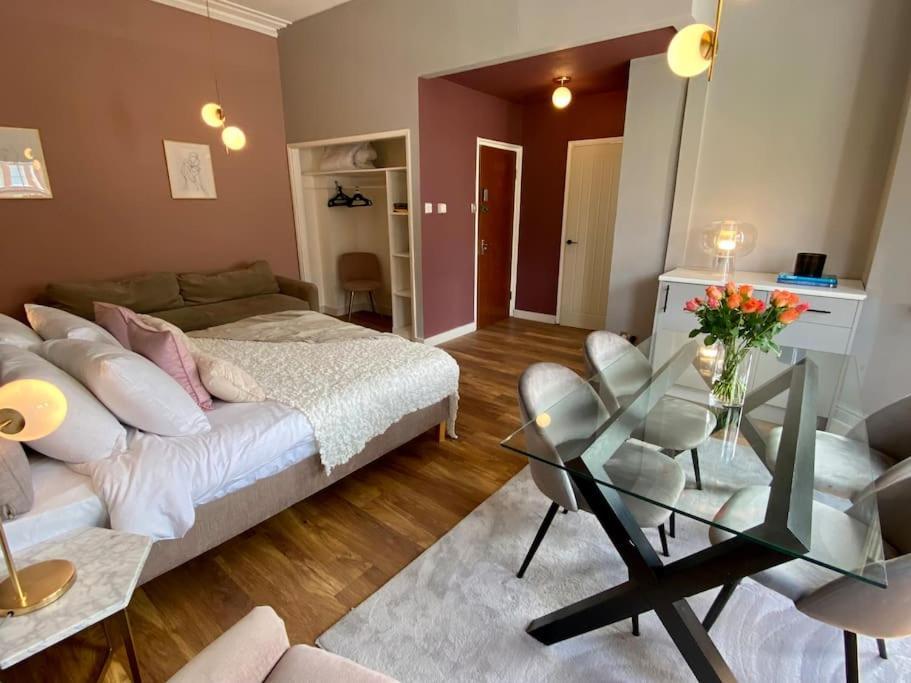 Studio For 3 Near Regents Park N5 London Kültér fotó