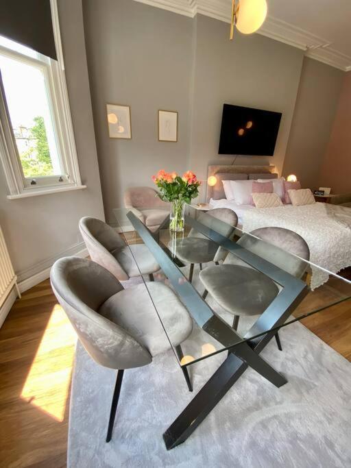 Studio For 3 Near Regents Park N5 London Kültér fotó