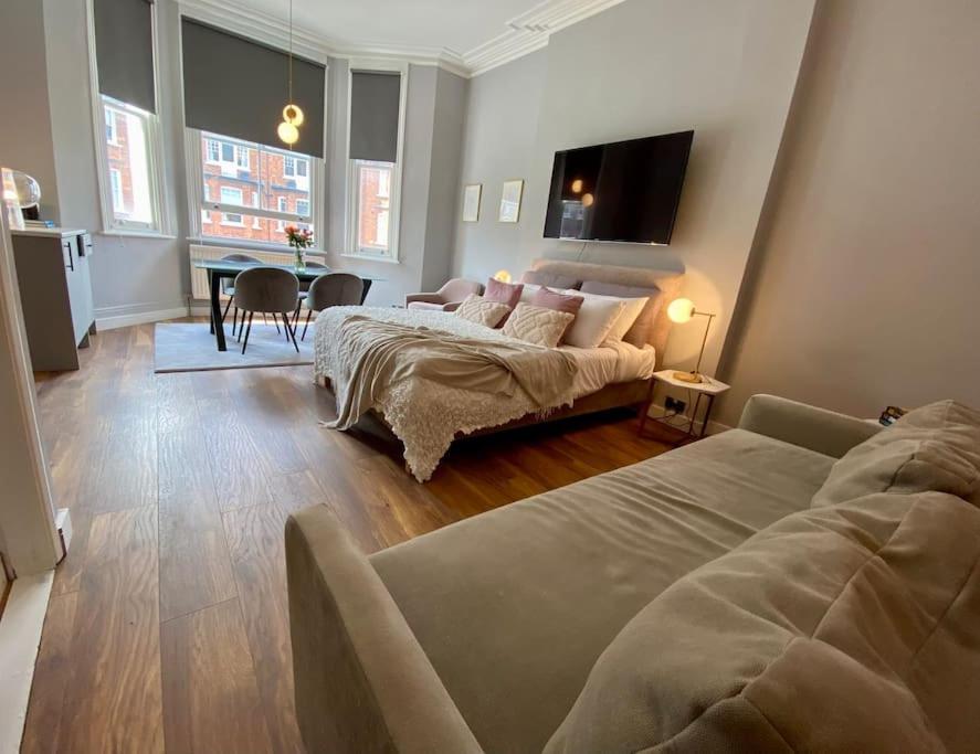 Studio For 3 Near Regents Park N5 London Kültér fotó