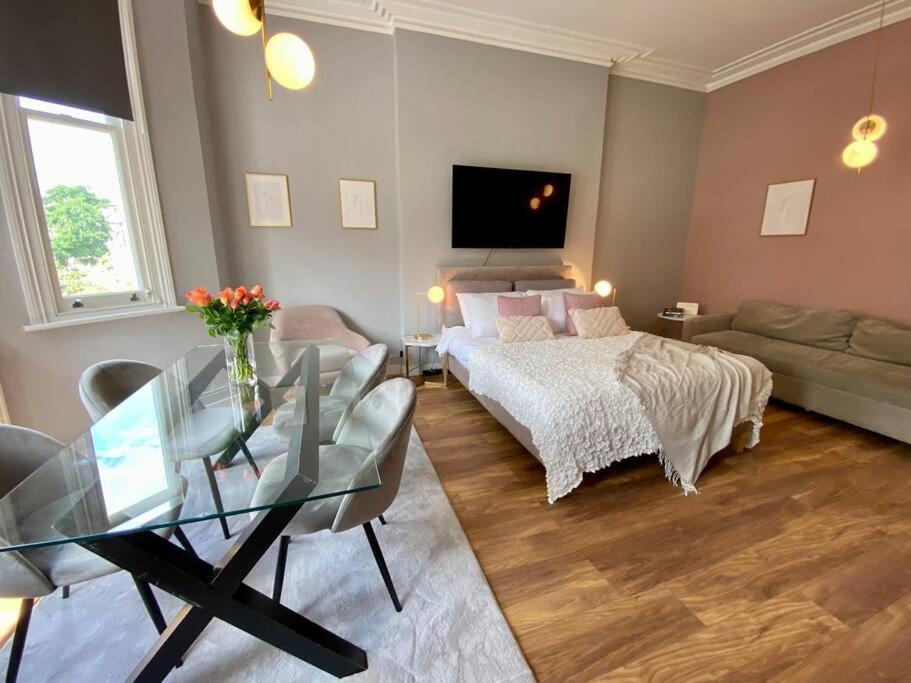 Studio For 3 Near Regents Park N5 London Kültér fotó