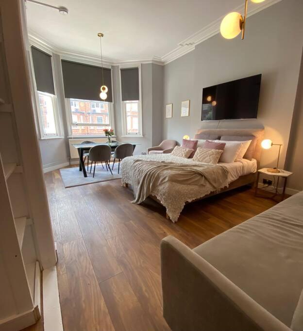 Studio For 3 Near Regents Park N5 London Kültér fotó