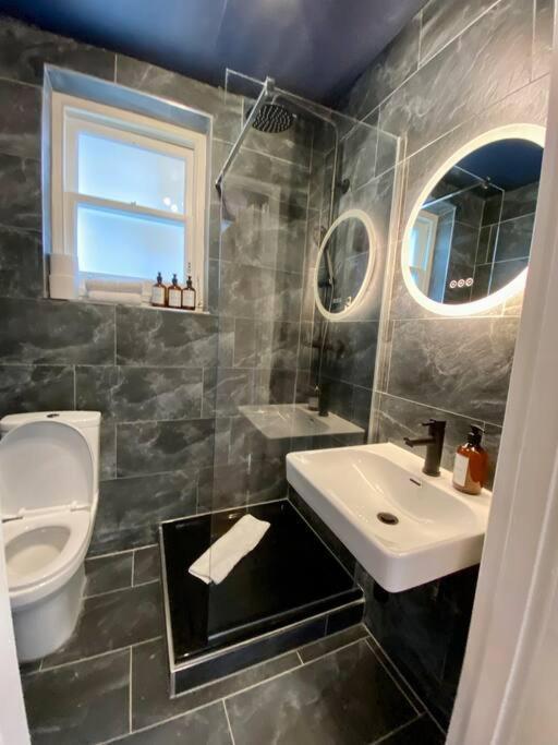 Studio For 3 Near Regents Park N5 London Kültér fotó
